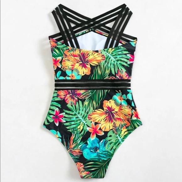 NWOT Floral Bathingsuit - Picture 5 of 8